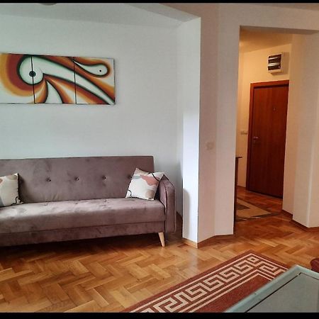 Aleksandra Bečići Extérieur photo